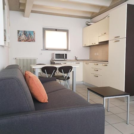 Appartamenti Tra Lago E Montagna Casa Ideale Lecco レッコ エクステリア 写真