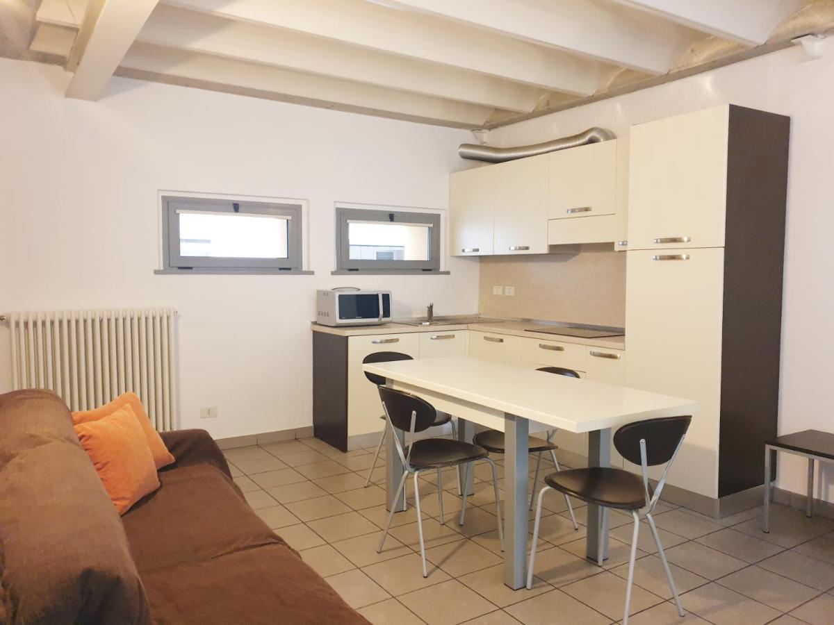Appartamenti Tra Lago E Montagna Casa Ideale Lecco レッコ エクステリア 写真