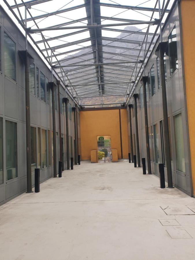 Appartamenti Tra Lago E Montagna Casa Ideale Lecco レッコ エクステリア 写真