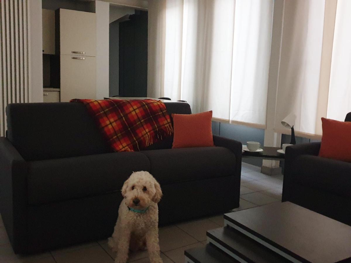 Appartamenti Tra Lago E Montagna Casa Ideale Lecco レッコ エクステリア 写真