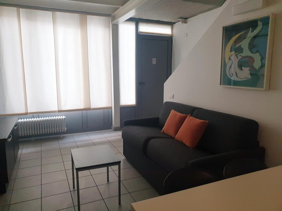 Appartamenti Tra Lago E Montagna Casa Ideale Lecco レッコ エクステリア 写真