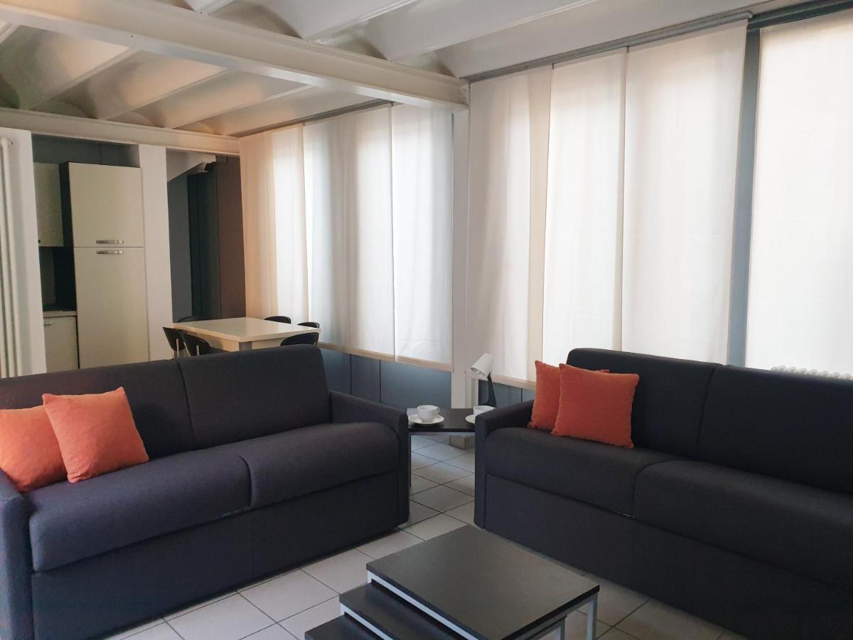 Appartamenti Tra Lago E Montagna Casa Ideale Lecco レッコ エクステリア 写真