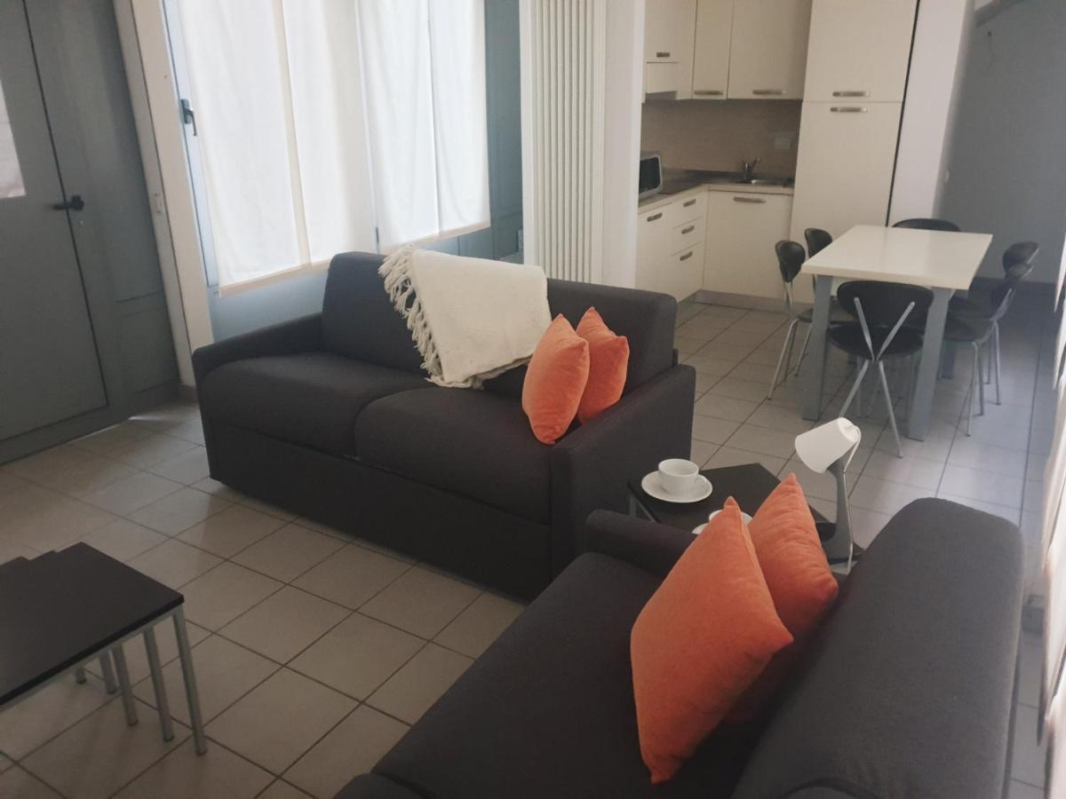 Appartamenti Tra Lago E Montagna Casa Ideale Lecco レッコ エクステリア 写真
