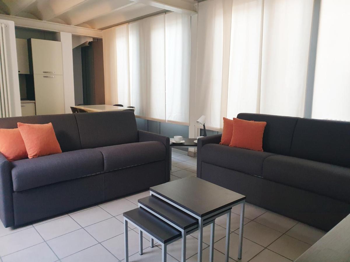Appartamenti Tra Lago E Montagna Casa Ideale Lecco レッコ エクステリア 写真
