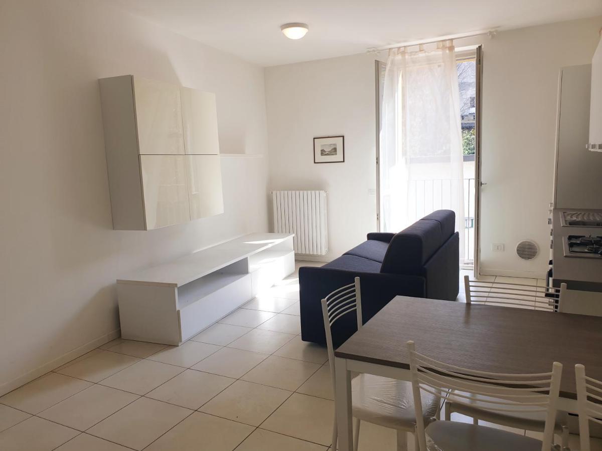 Appartamenti Tra Lago E Montagna Casa Ideale Lecco レッコ エクステリア 写真