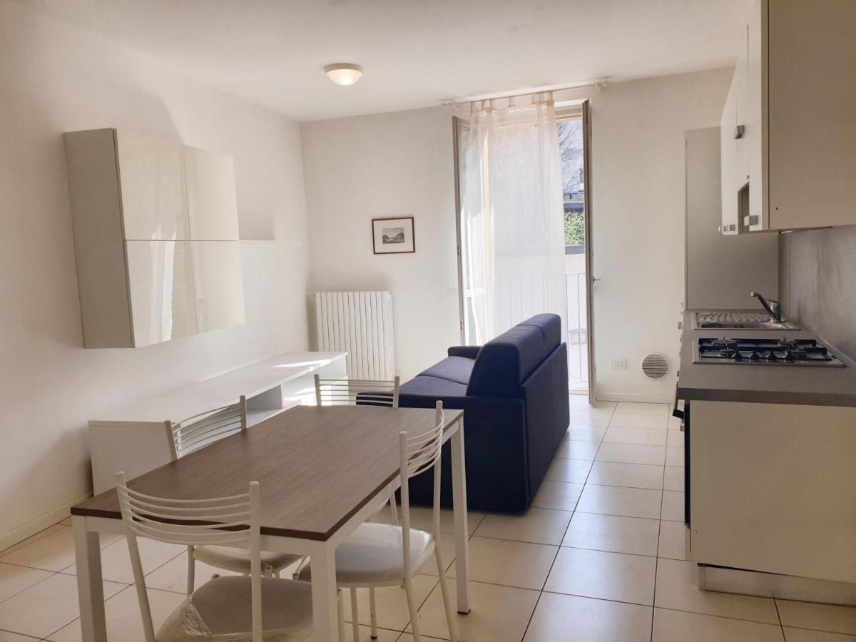 Appartamenti Tra Lago E Montagna Casa Ideale Lecco レッコ エクステリア 写真
