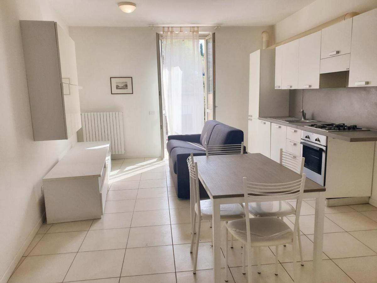 Appartamenti Tra Lago E Montagna Casa Ideale Lecco レッコ エクステリア 写真