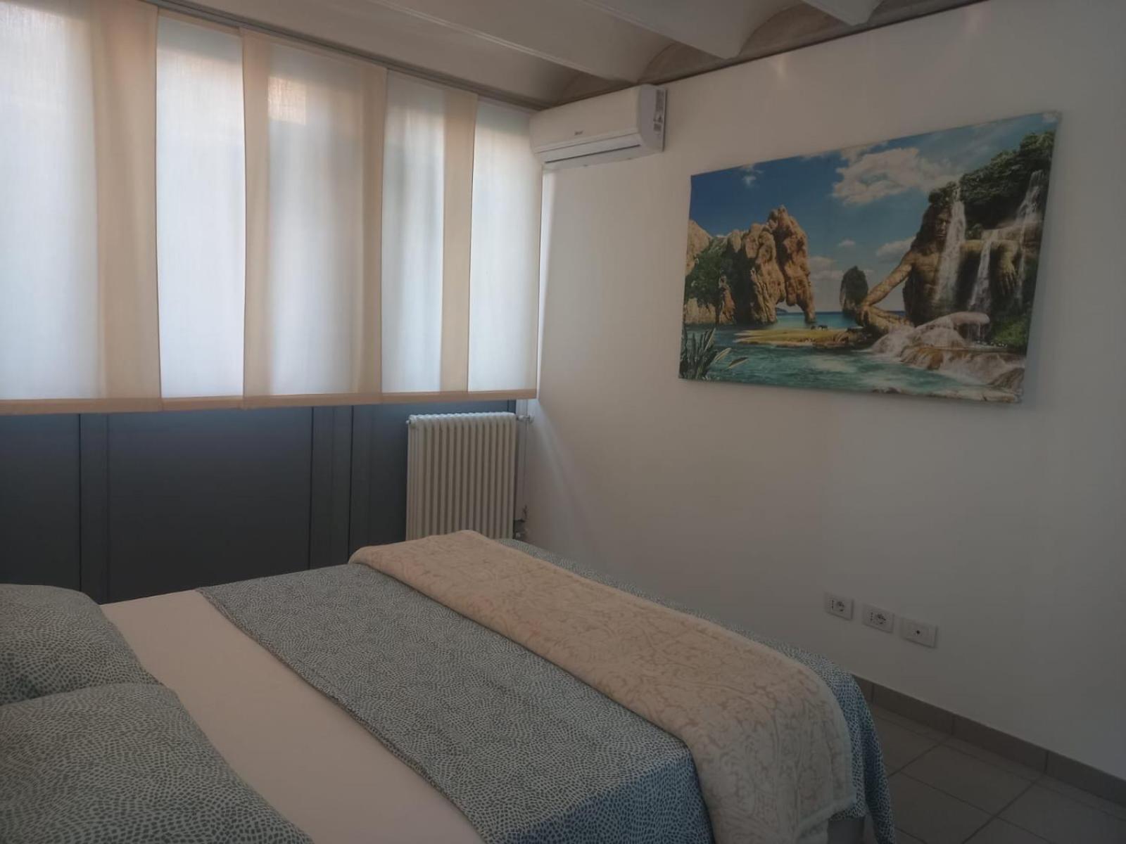 Appartamenti Tra Lago E Montagna Casa Ideale Lecco レッコ エクステリア 写真